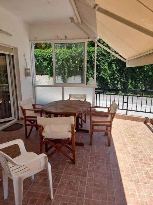 Nia's By The Sea Apartamento