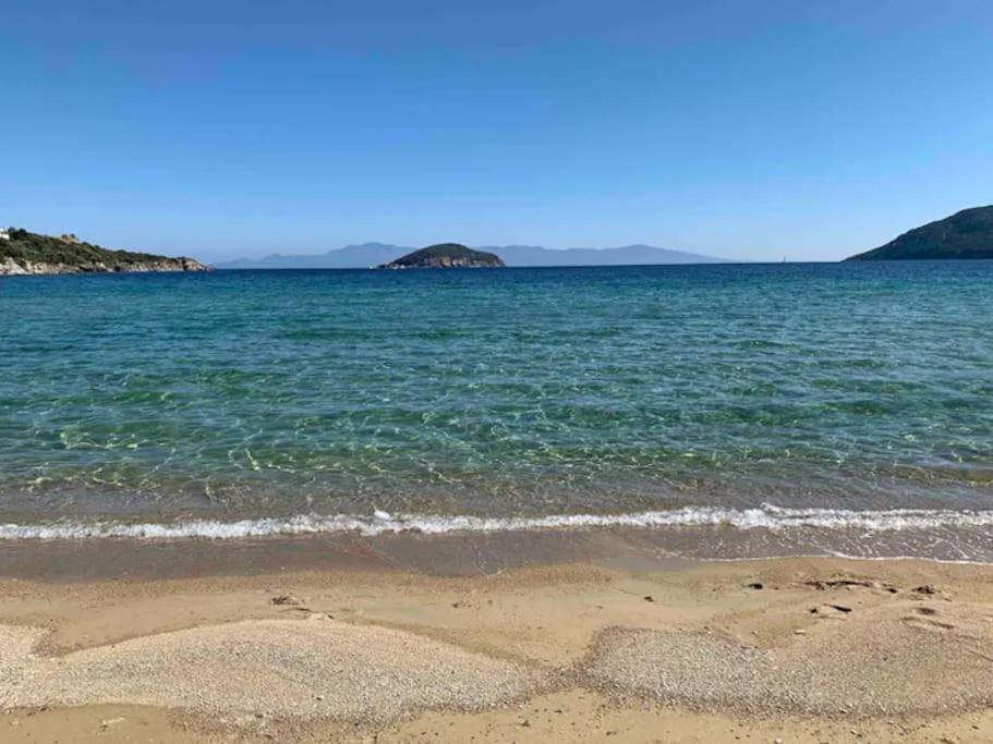 Nia's By The Sea Nea Iraklitsa